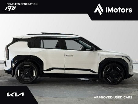 2025 Kia EV3 Earth GT Line Long Range €41,900 thumbnail