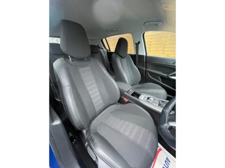 2018 Peugeot 308  €14,950 thumbnail