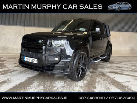 2023 Land Rover Defender 110 3.0 D250 X-DYNAMIC 7 SEATS €89,950 thumbnail