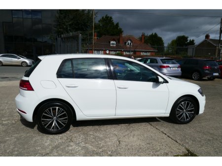 2017 Volkswagen Golf - photo 2