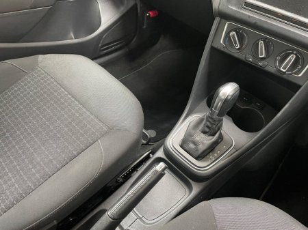 2015 Volkswagen Polo - thumbnail 26