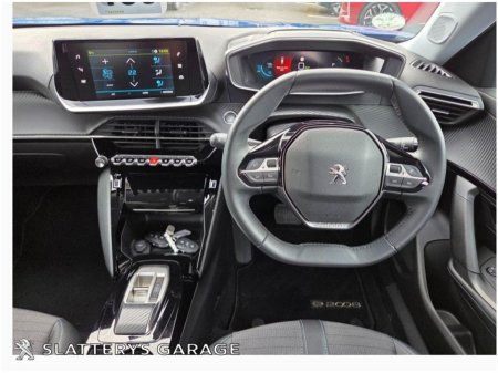 2022 Peugeot 2008 - thumbnail 12