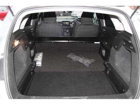 2021 Renault Captur VAN 2 SEAT PLAY 1.5 DCI COMMERCIAL 5DR €10,950 thumbnail