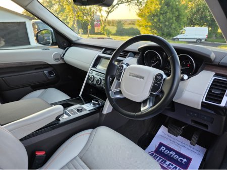 2017 Land Rover Discovery - thumbnail 25