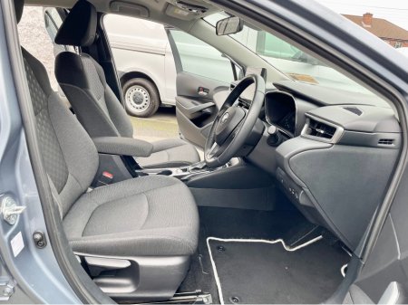 2024 Toyota Corolla LUNA SALOON 4DR AUTO 1.8 PETROL/ELECTRIC SELF CHARGING HYBRID €27,950 thumbnail