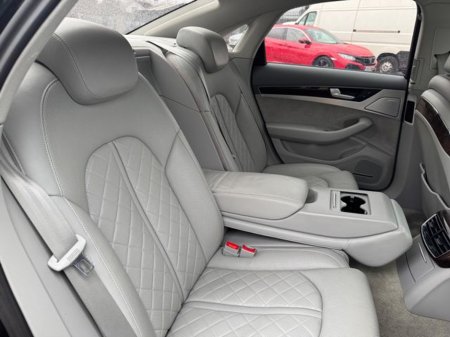 2014 Audi A8 - thumbnail 15