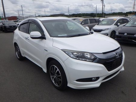 2015 Honda Vezel Hybrid Z €14,350 thumbnail