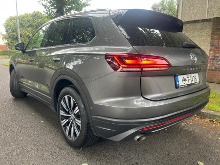 2019 Volkswagen Touareg 3.0 TDI 4M 231HP 5DR AU AUTO €35,950 thumbnail