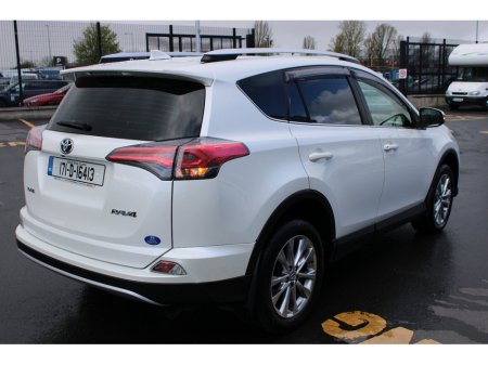2017 Toyota Rav4 - thumbnail 5