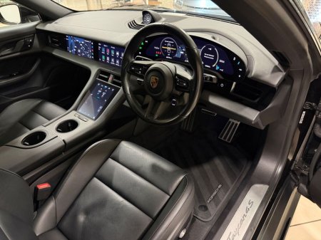 2021 Porsche Taycan 4S=HUGE SPEC//LOW MILES//D REG=FULL PORSCHE SERVICE HISTORY=TAILORED FINANCE PACKAGES AVAILABLE=TRADE IN'S WELCOME €57,995 thumbnail