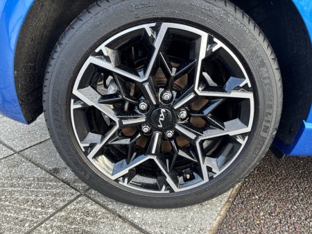 2024 Kia Ceed 1.6 D MHEV GTL MY23 5 €26,950 thumbnail