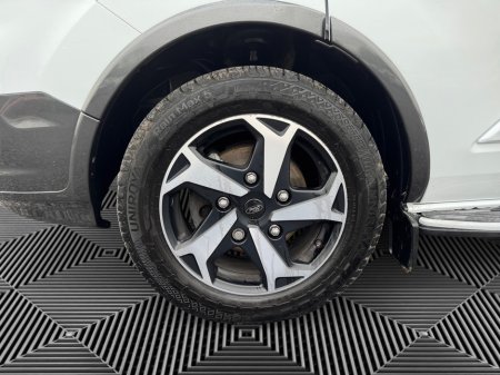 2023 Ford Transit Custom 300L ACTIVE 2.0L 185BHP!! €24,999 thumbnail