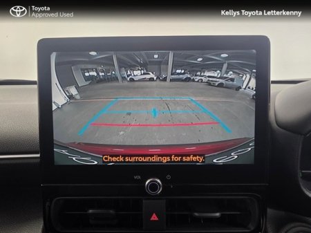 2025 Toyota Yaris Cross - thumbnail 13