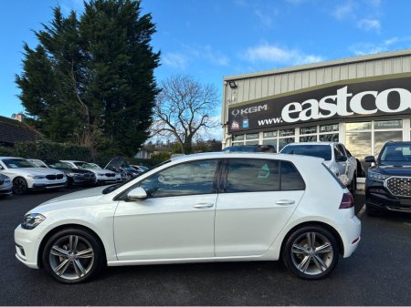 2020 Volkswagen Golf ( 202 REG 1.4 TSI LEATHER LEATHER SEATS VIRTUAL CLOCKS  SAT NAV  LEATHER  SEATS - VIRTUAL CLOCKS -REVERSE CAMERA - NAVIGATION - CARPLAY - ANDROID AUTO- BLIND SPOT REAR TRAFFIC ASSIST - DISCOVER PRO €22,950 thumbnail
