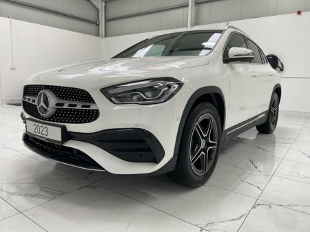 2023 Mercedes-Benz GLA Class  €32,995 thumbnail