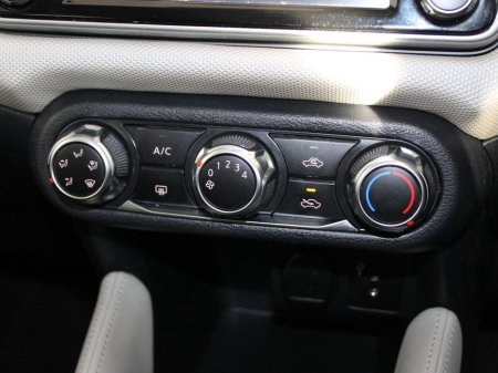 2018 Nissan Micra 1.0 SV 4DR €10,450 thumbnail