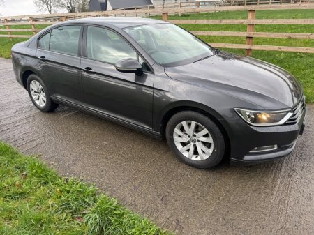 2018 Volkswagen Passat - thumbnail 6