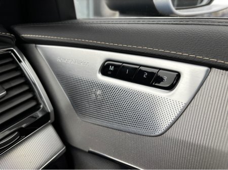 2019 Volvo XC90 - thumbnail 26