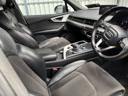 2016 Audi Q7 - thumbnail 5
