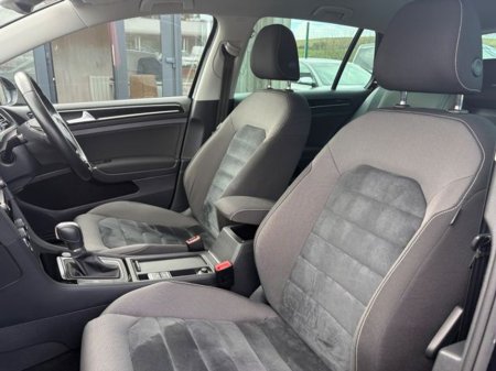 2016 Volkswagen Golf - thumbnail 30