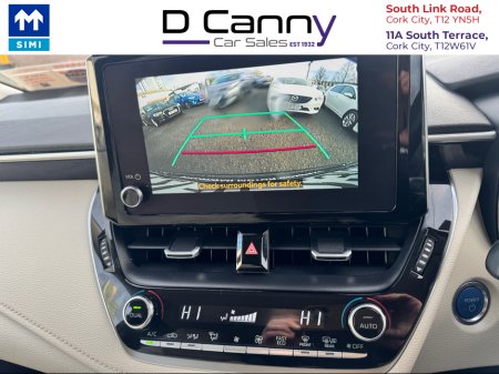 2022 Toyota Corolla HYBRID LUNA SPORT 4DR AUTO €25,900 thumbnail