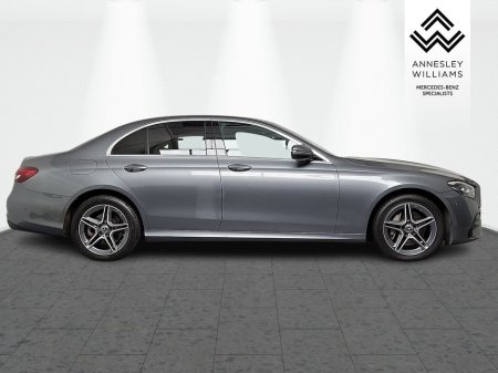 2022 Mercedes-Benz E Class E 300 de PHEV AMG Line €46,950 thumbnail