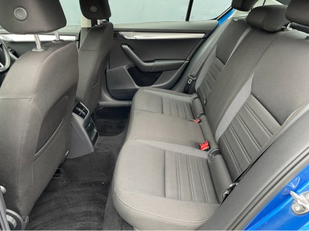 2017 Skoda Octavia - thumbnail 9