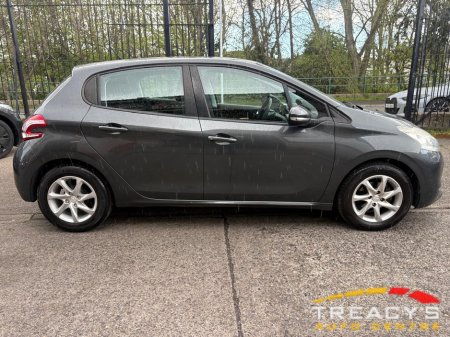 2014 Peugeot 208 - thumbnail 2