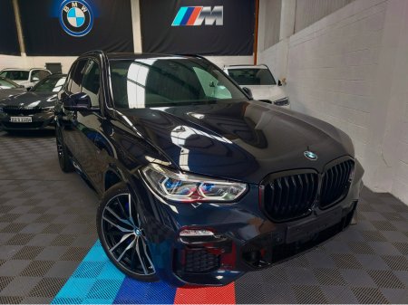 2022 BMW X5 2022 X5 45E M SPORT XDRIVE (HUGE SPEC) PRO PACK -  PREMIUM PACK- COMFORT+PACK- VISIBILITY PACK- TECHNOLOGY PACK-  HEAT CLIMATE PACK-  SKY LOUNGE SUNROOF- HARMON KARDON - M SEAT BELTS- HEADS UP €69,995