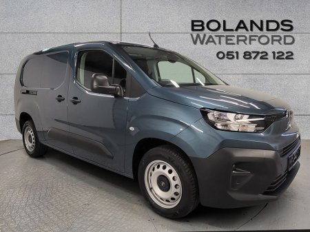 2025 Citroen Berlingo LX Plus LWB From €109 Per Week €23,317