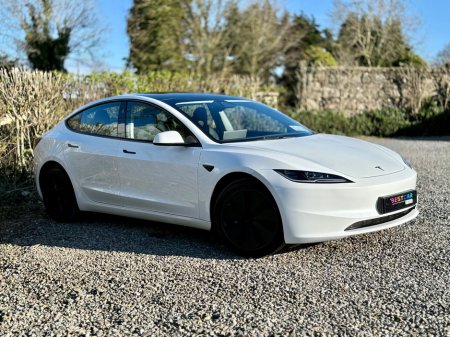 2025 Tesla Model 3 - thumbnail 1