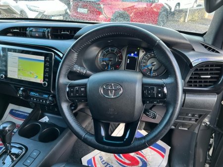 2024 Toyota Hilux 2.8 Invincible Auto (INC.VAT) €54,000 thumbnail