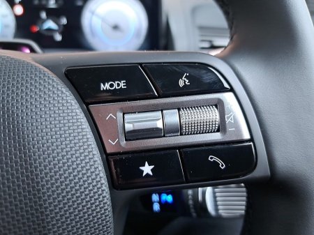 2025 Hyundai Inster Elegance Model 49 k/W Battery with 360 kms €21,950 thumbnail