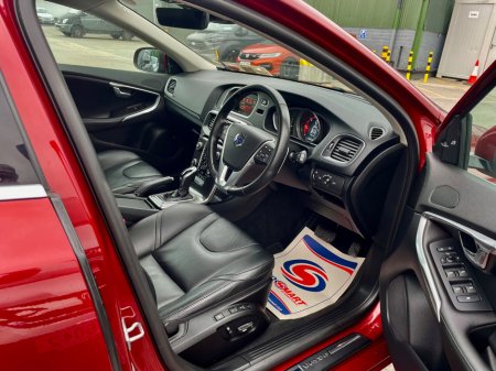 2016 Volvo V40 - thumbnail 13