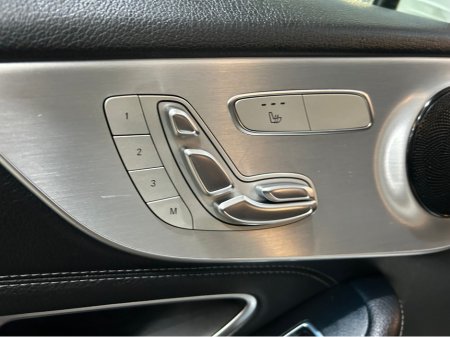 2016 Mercedes-Benz C Class - thumbnail 12