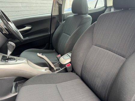 2009 Toyota Auris - thumbnail 7