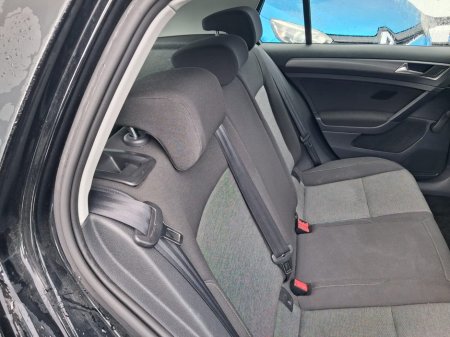 2013 Volkswagen Golf - thumbnail 8