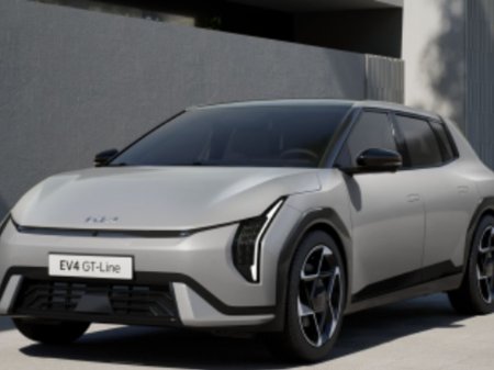 2026 Kia EV4 EV4 HATCHBACK GT-LINE, long-range battery of 81.4 kWh *0% FINANCE* *7 YEAR WARRANTY* *3 YEAR AA* *3 FREE SEVICES FOR KIA CUSTOMERS* €53,240