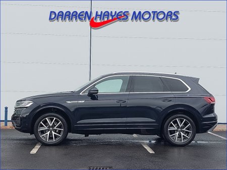 2021 Volkswagen Touareg - thumbnail 4