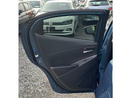 2016 Mazda Demio - thumbnail 6