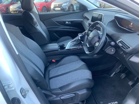 2019 Peugeot 3008 - thumbnail 9