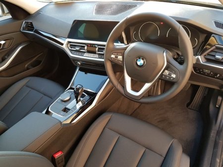 2020 BMW 3 Series 318d SE €30,995 thumbnail