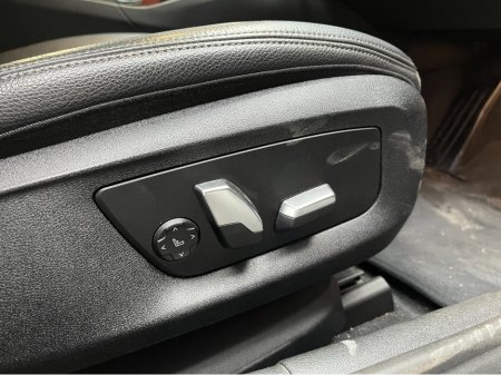 2019 BMW 5 Series - thumbnail 13