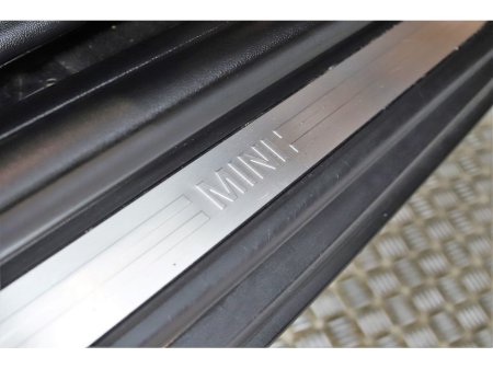 2015 MINI Hatch - thumbnail 24