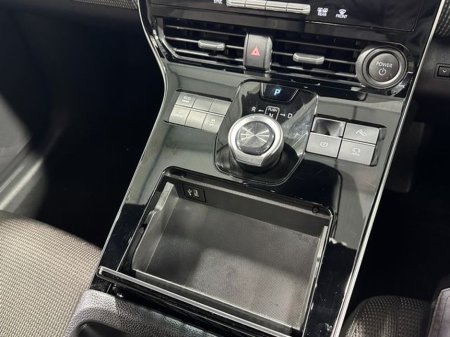 2024 Toyota bZ4X - thumbnail 15