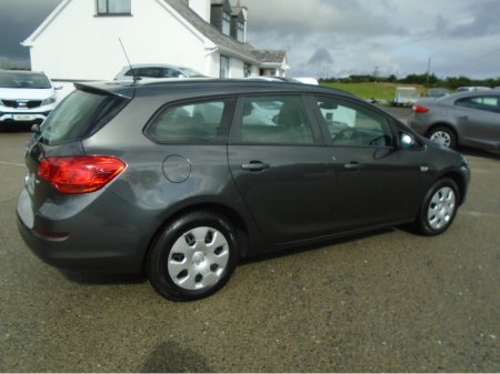 2011 Opel Astra S 1.7 CDTI 110PS ECOFLEX 5DR €4,500