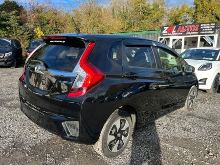 2016 Honda Fit  €10,880 thumbnail