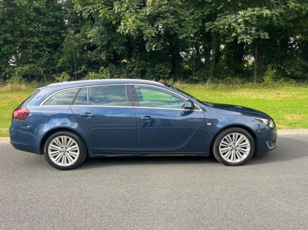 2014 Opel Insignia 2.0CDTI 163PS S/S Country Tourer €3,990 thumbnail