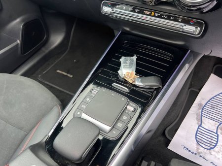 2024 Mercedes-Benz EQB EQB350 4MATIC AMG-LINE PREMIUM 7-SEATER // OPENING PAN ROOF // VIRTUAL COCKPIT // AMBIENT LIGHTING €39,900 thumbnail