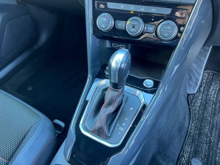 2020 Volkswagen T-Roc - thumbnail 11